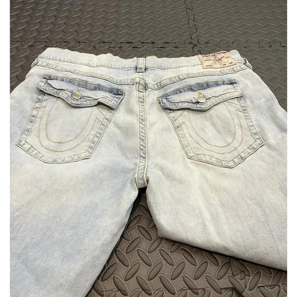 True Religion Geno Relaxed Slim Mens 42 Light Blue Flap Pocket Denim Jeans